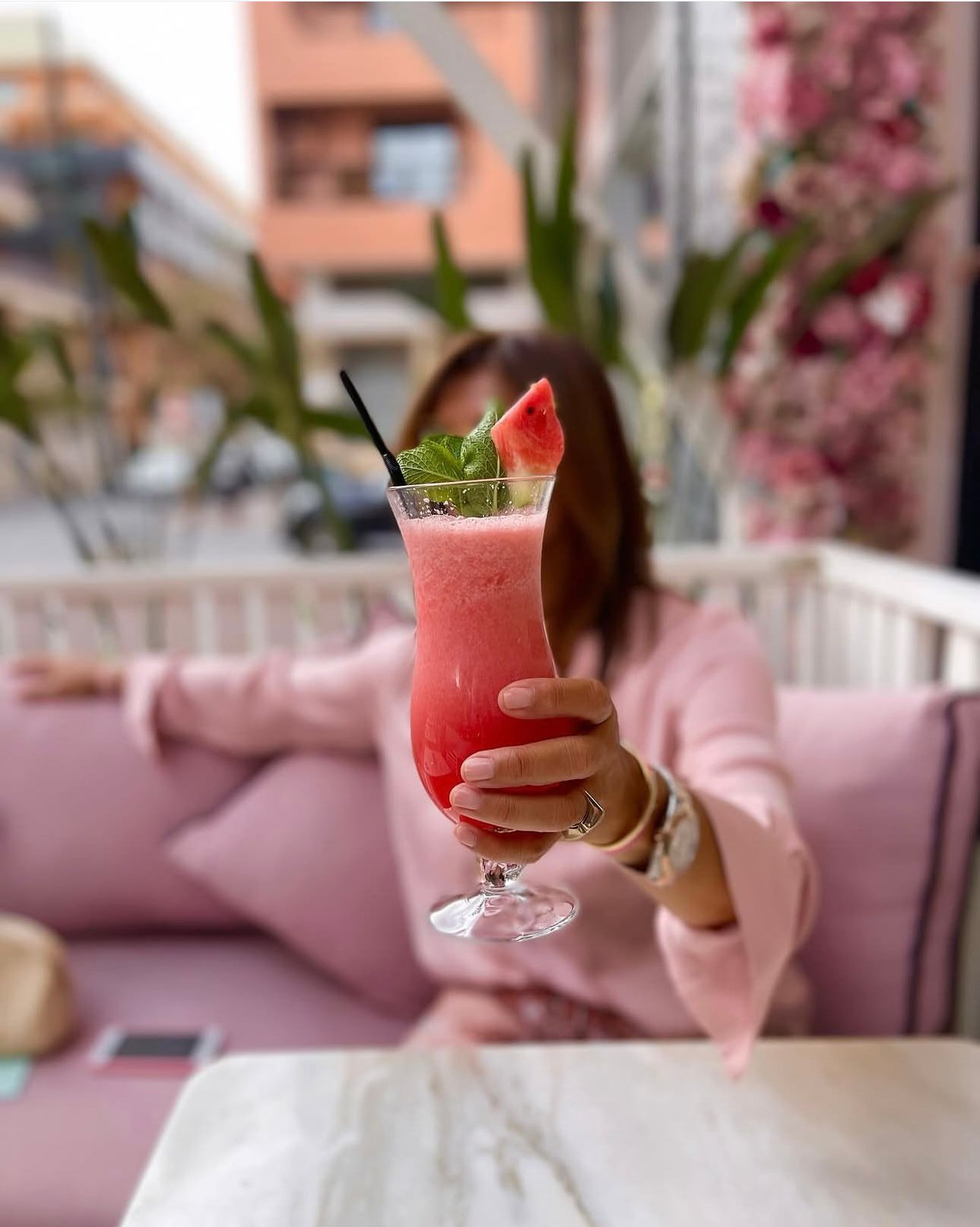 Smoothie pastèque sur la terrasse de Bubble's Pink